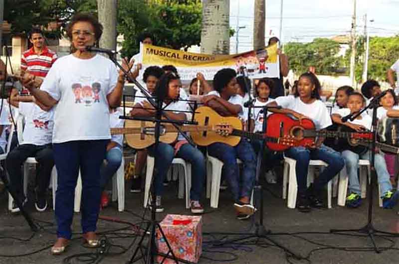 Primeiro musical Recriar, em dezembro de 2017, no Largo do Papagaio, Ribeira, Salvador, Bahia